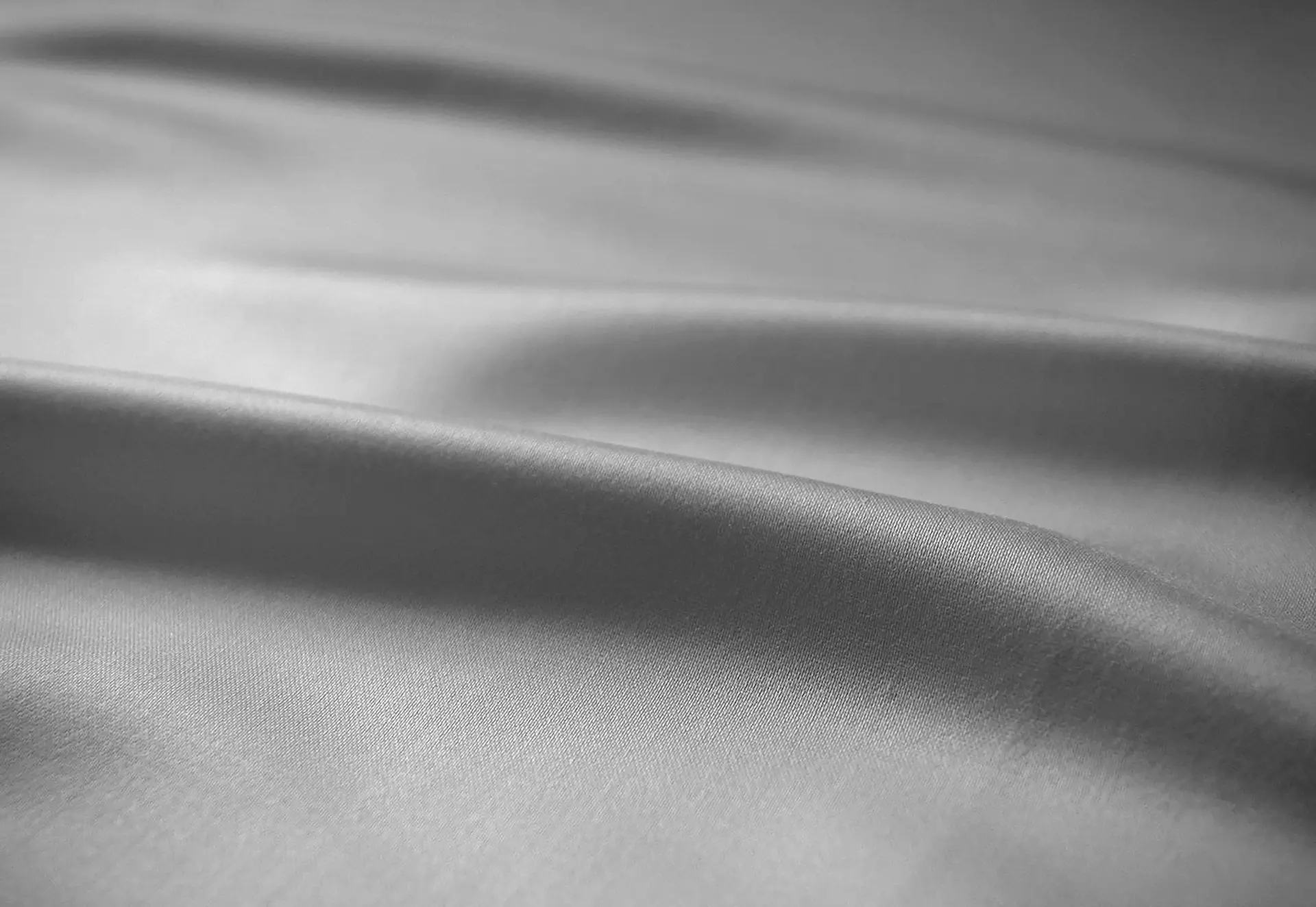 White fabric in Autentica Fibra di Legno Beltrami, drape in close-up